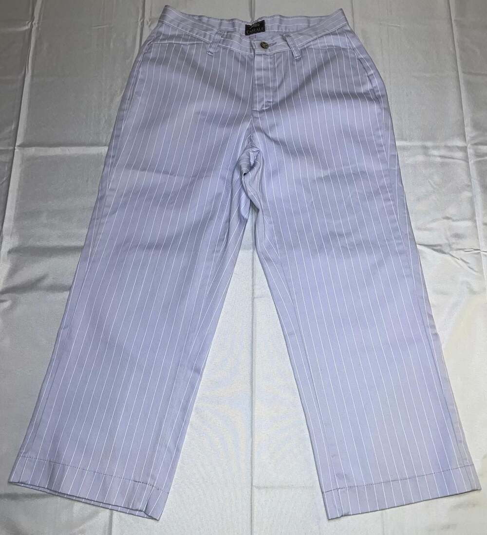 Vintage Riders Casuals Women's Blue and White Pinstripe Crop Pants Size 8M #6